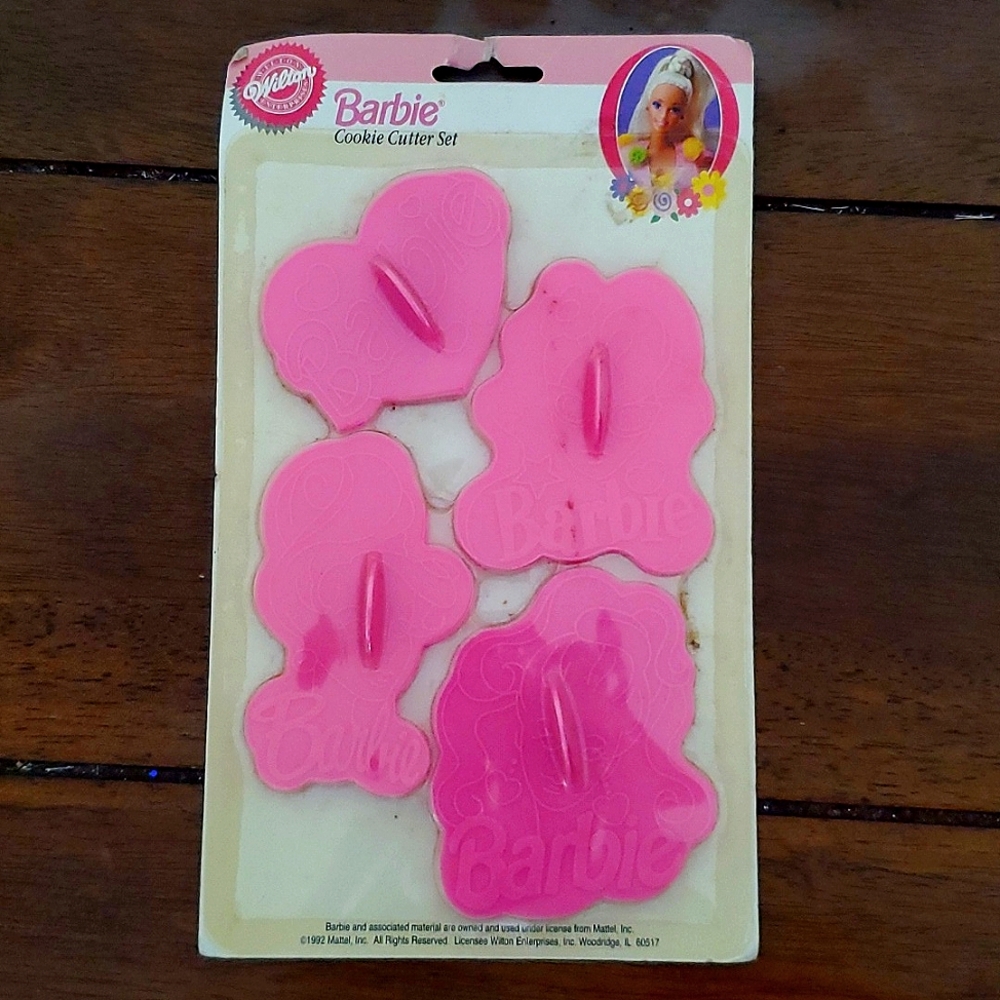 Vintage NOS Barbie Cookie Cutter Set. Wilton, Mattel. Nice.